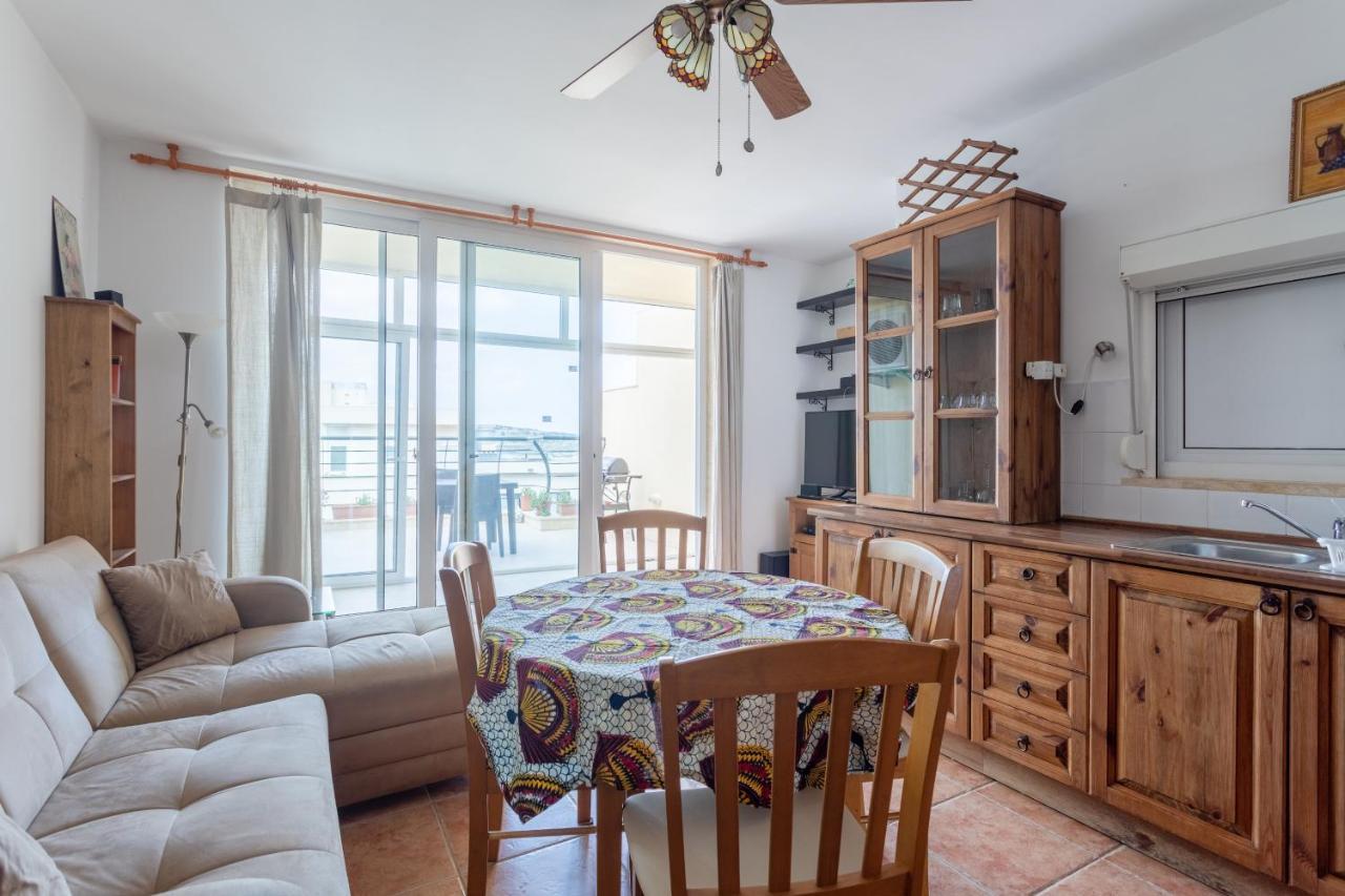 Sea View Apartment In St Paul'S Bay San Pawl il-Baħar Kültér fotó