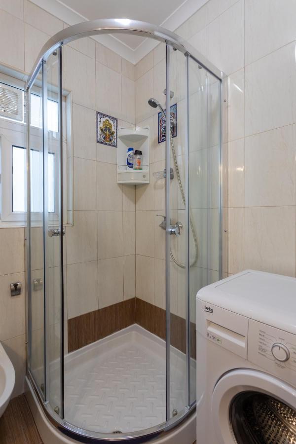 Sea View Apartment In St Paul'S Bay San Pawl il-Baħar Kültér fotó